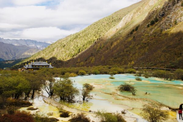 建造会幕者和安息日(出埃及记三十一章)