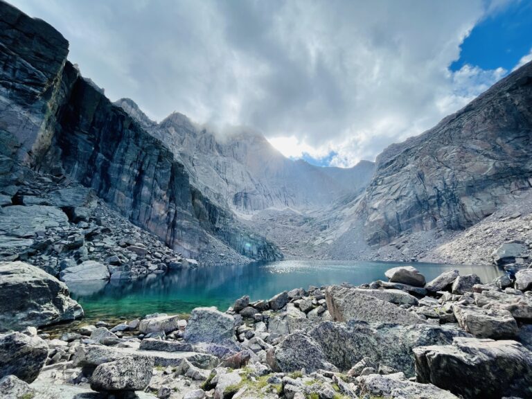 摩西求耶和华的同在和荣耀(出埃及记第三十三章)